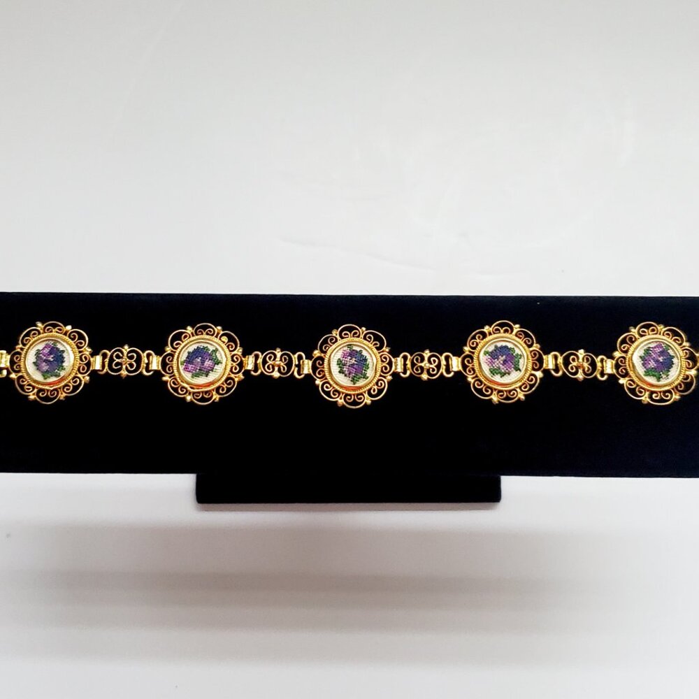 Vtg Estate Jewellery Goldplated Bracelet Needlepoint Pansies Bezel Medallions